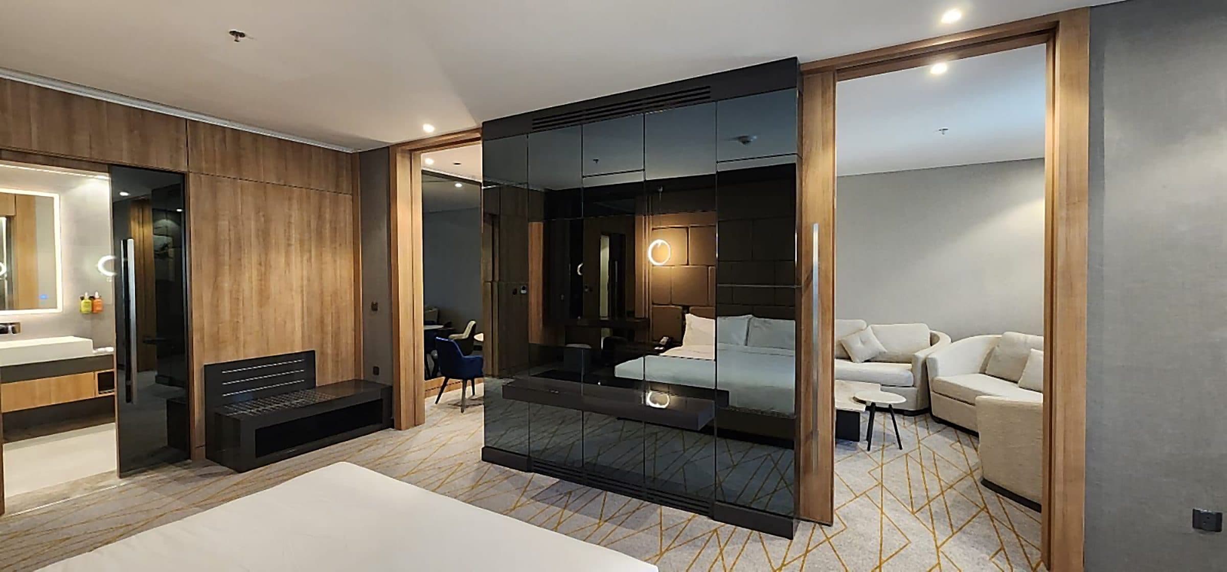 Holiday Inn Al Khobar — photograph 1